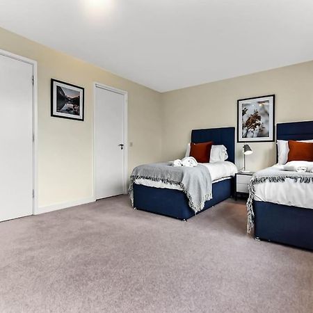 Large Group & Contractor Booking! Duplex W/Parking Milton Keynes Ngoại thất bức ảnh