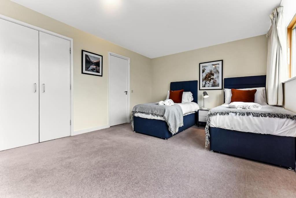 Large Group & Contractor Booking! Duplex W/Parking Milton Keynes Ngoại thất bức ảnh