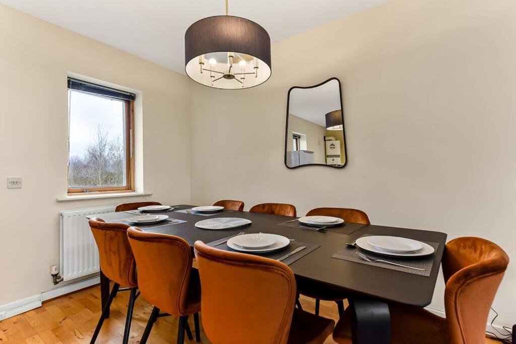 Large Group & Contractor Booking! Duplex W/Parking Milton Keynes Ngoại thất bức ảnh